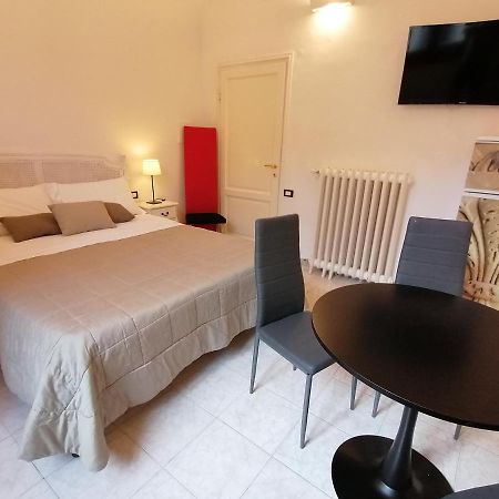 Leone X Guest House Firenze Bagian luar foto