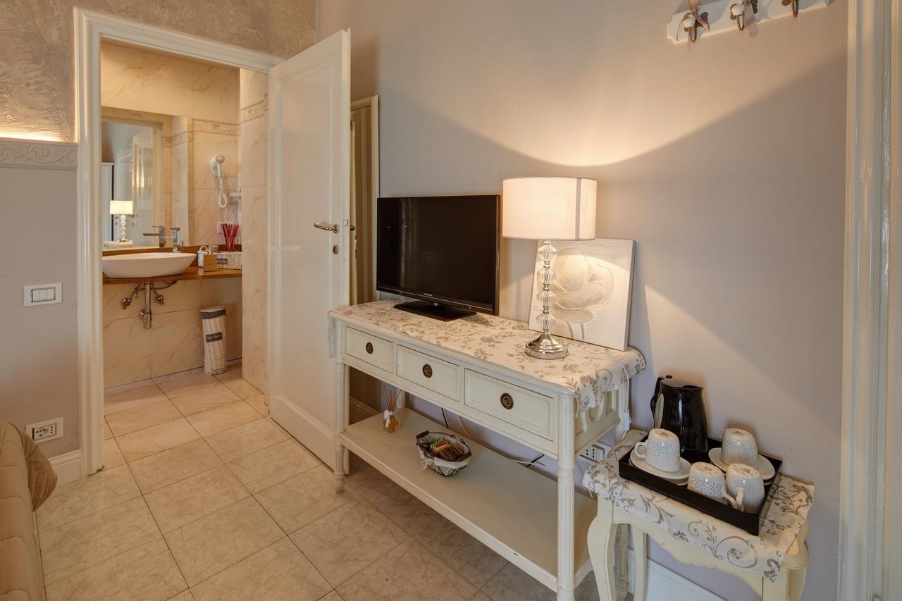 Leone X Guest House Firenze Bagian luar foto