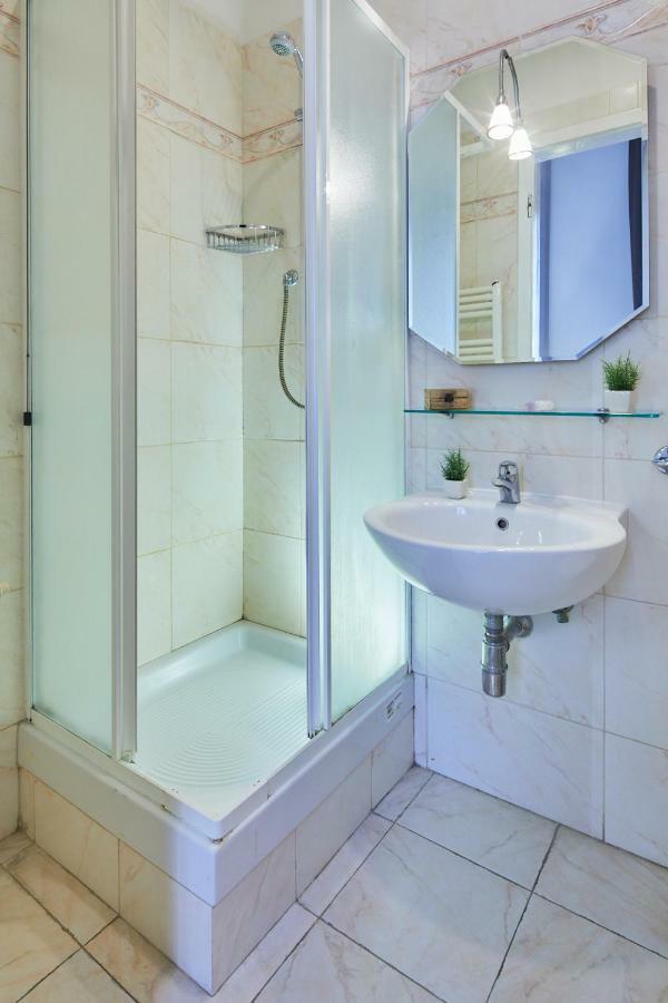 Leone X Guest House Firenze Bagian luar foto